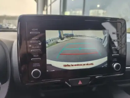 Photo 19 Toyota Yaris Hybride 116h Dynamic