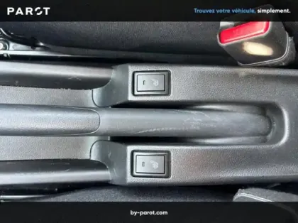 Photo 28 Suzuki Swift 1.2 Dualjet Hybrid 83ch Pack Auto