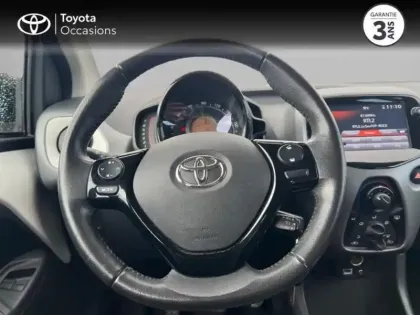 Photo 8 Toyota Aygo  1.0 VVT-i 72ch x-play 5P MY19