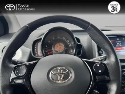 Photo 12 Toyota Aygo  1.0 VVT-i 72ch x-play 5P MY19