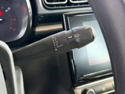 Photo 12 Citroën C3  1.5 BlueHDi 100ch S&S Shine Business E6.d