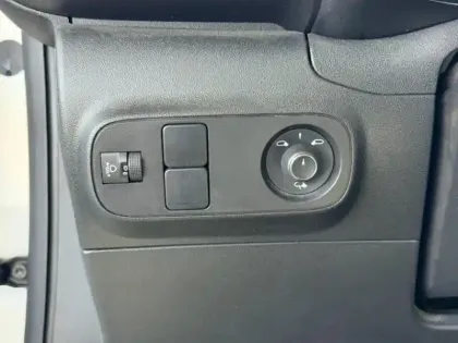 Photo 13 Citroën C3  1.5 BlueHDi 100ch S&S Shine Business E6.d