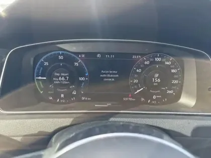 Photo 13 Volkswagen Golf Gén. VIII Ph1 GTE 5