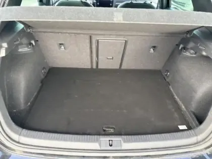 Photo 6 Volkswagen Golf Gén. VIII Ph1 GTE 5