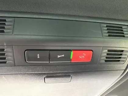 Photo 14 Volkswagen Golf Gén. VIII Ph1 GTE 5