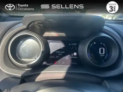 Photo 13 Toyota Yaris  Cross 116h Design MY22