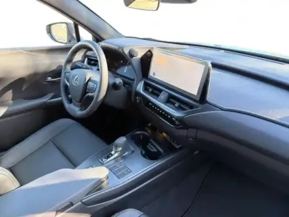 Photo 8 Lexus UX  300h F SPORT Design MY26