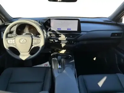 Photo 10 Lexus UX  300h F SPORT Design MY26