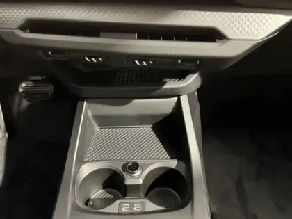 Photo 12 BMW Serie 1 Gén. IV (F70) Ph1 M Sport Design 5