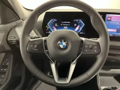 Photo 5 BMW Serie 1 Gén. IV (F70) Ph1 M Sport Design 5