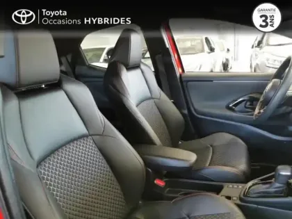 Photo 10 Toyota Yaris  116h Première 5p