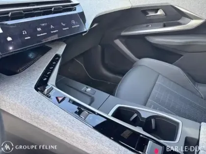 Photo 12 Peugeot 3008  Electrique 210ch Batterie 73 kWh GT