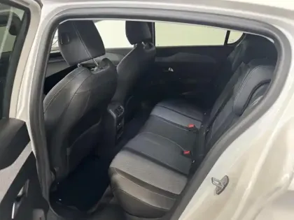 Photo 9 Peugeot 308  PHEV 180ch Allure e-EAT8