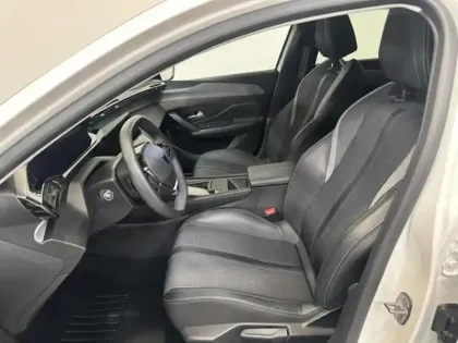 Photo 8 Peugeot 308  PHEV 180ch Allure e-EAT8