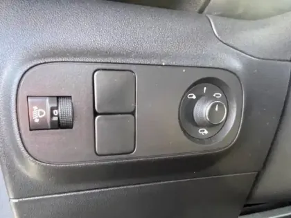 Photo 12 Citroën C3  1.5 BlueHDi 100ch S&S Shine E6.d