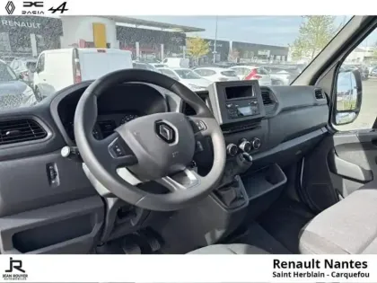 Photo 12 Renault Master  Fg F3500 L3H3 2.3 Blue dCi 135ch Confort Euro6