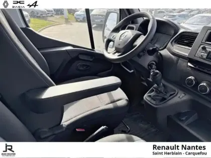 Photo 8 Renault Master  Fg F3500 L3H3 2.3 Blue dCi 135ch Confort Euro6