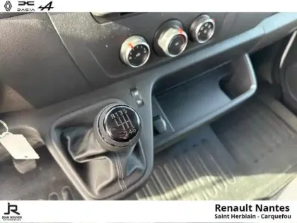 Photo 9 Renault Master  Fg F3500 L3H3 2.3 Blue dCi 135ch Confort Euro6