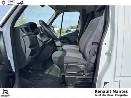 Photo 6 Renault Master  Fg F3500 L3H3 2.3 Blue dCi 135ch Confort Euro6