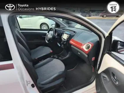 Photo 5 Toyota Aygo  1.0 VVT-i 69ch x-glam 5p