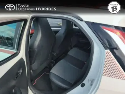 Photo 11 Toyota Aygo  1.0 VVT-i 69ch x-glam 5p