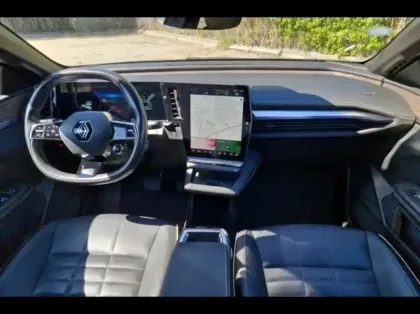 Photo 8 Renault Megane  E-Tech Electric EV60 220ch Iconic super charge