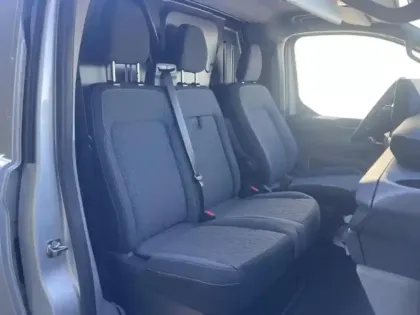 Photo 10 Ford Custom Gén. II Ph1 Limited 1