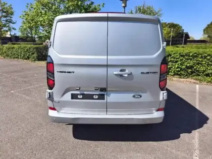 Photo 5 Ford Custom Gén. II Ph1 Limited 1