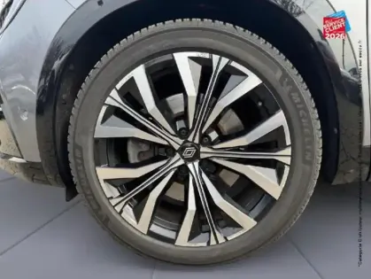 Photo 9 Renault Espace  1.2 E-Tech full hybrid 200ch Iconic 7 places - 24