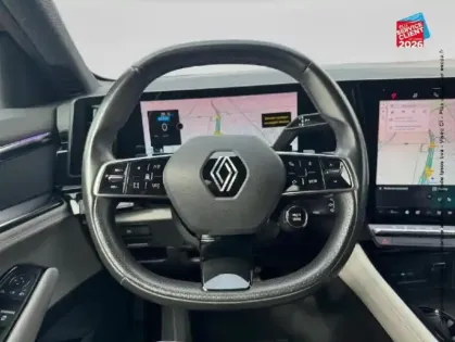 Photo 11 Renault Espace  1.2 E-Tech full hybrid 200ch Iconic 7 places - 24