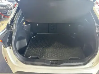 Photo 11 Toyota Yaris Gén. I Ph1 NG Première 5