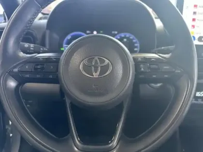 Photo 14 Toyota Yaris Gén. I Ph1 NG Première 5