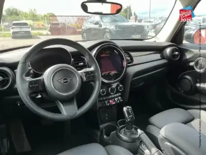 Photo 14 Mini Mini  5 Portes Cooper 136ch Edition Premium BVA7