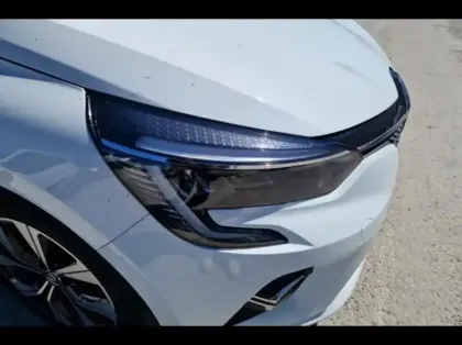 Photo 14 Renault Clio Gén. V (BJA) Ph1 NG Evolution 5