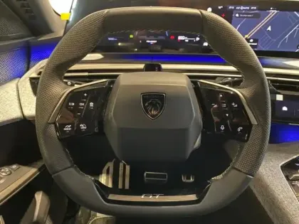 Photo 8 Peugeot 3008  1.2 Hybrid 145ch GT e-DCS6