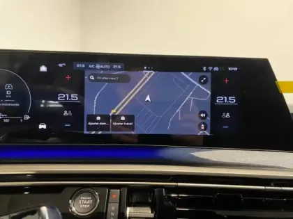 Photo 12 Peugeot 3008  1.2 Hybrid 145ch GT e-DCS6