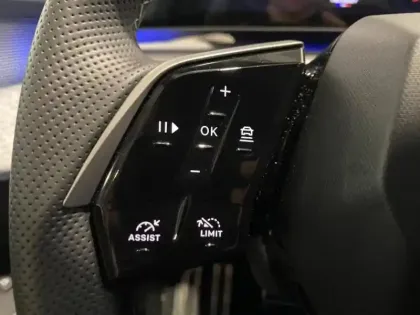 Photo 9 Peugeot 3008  1.2 Hybrid 145ch GT e-DCS6