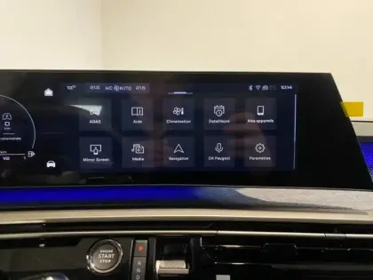 Photo 13 Peugeot 3008  1.2 Hybrid 145ch GT e-DCS6