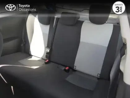 Photo 11 Toyota Yaris  69 VVT-i France 3p