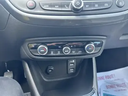 Photo 12 Opel Crossland  1.2 Turbo 110ch Elegance