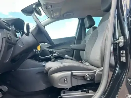 Photo 8 Opel Crossland  1.2 Turbo 110ch Elegance