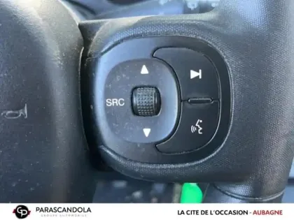 Photo 12 Fiat Panda  1.0 70ch BSG S&S City Cross