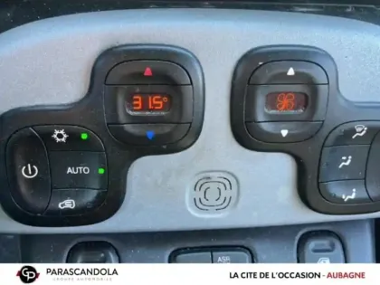 Photo 13 Fiat Panda  1.0 70ch BSG S&S City Cross