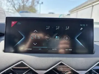 Photo 13 DS DS 3  Crossback E-Tense Performance Line + 4cv