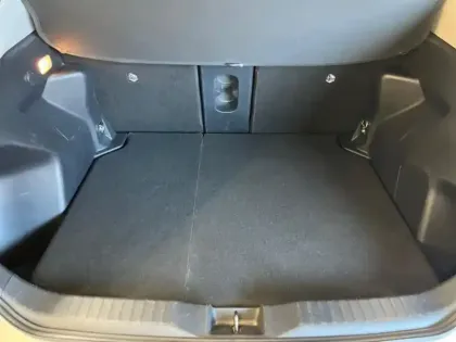 Photo 11 Toyota Yaris  Cross 116h Collection MY21