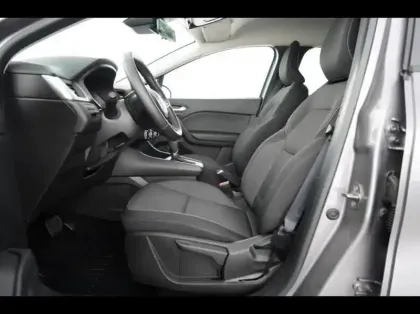 Photo 12 Renault Captur  1.6 E-Tech hybride 145ch Evolution