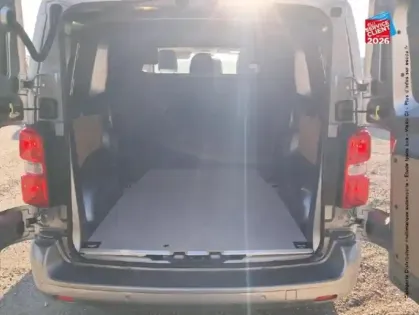 Photo 28 Opel Vivaro Gén. III Ph2 Sportive 4