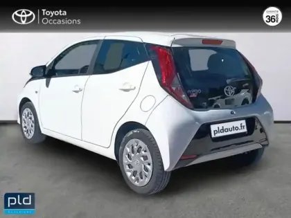 Photo 16 Toyota Aygo Gén. II Ph2 NG x-play 5
