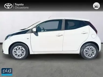 Photo 17 Toyota Aygo Gén. II Ph2 NG x-play 5