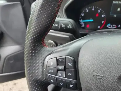 Photo 14 Ford Focus  1.0 Flexifuel mHEV 125ch ST-Line Style